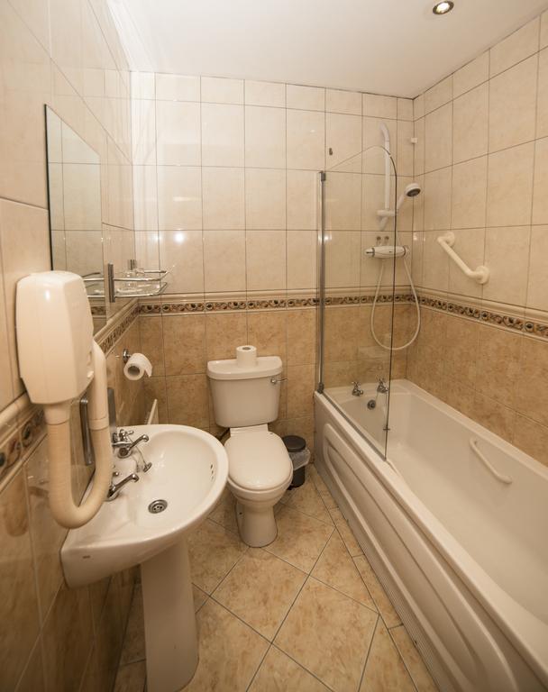The Frontier Hotel Bridgend Quarto foto